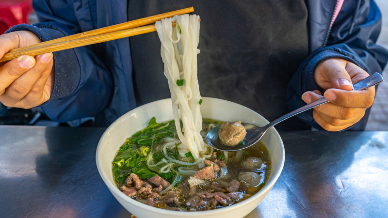 Day 1 Participate In A Street Food Tour In Hanoi